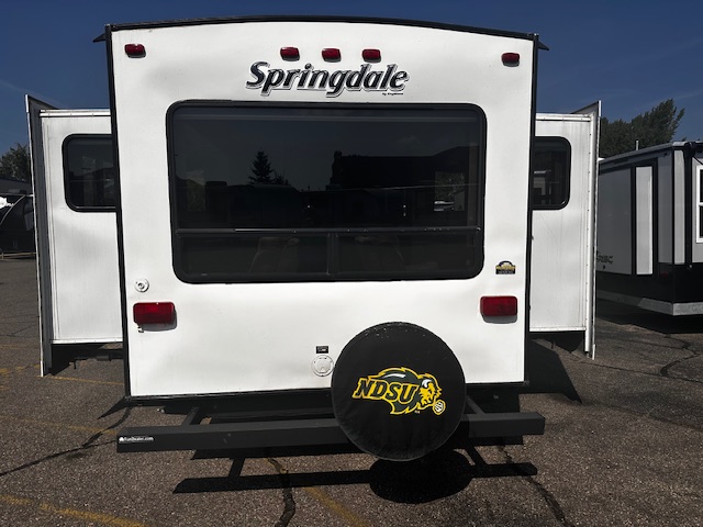2014 KEYSTONE RV SPRINGDALE 253 REGL - Image 4