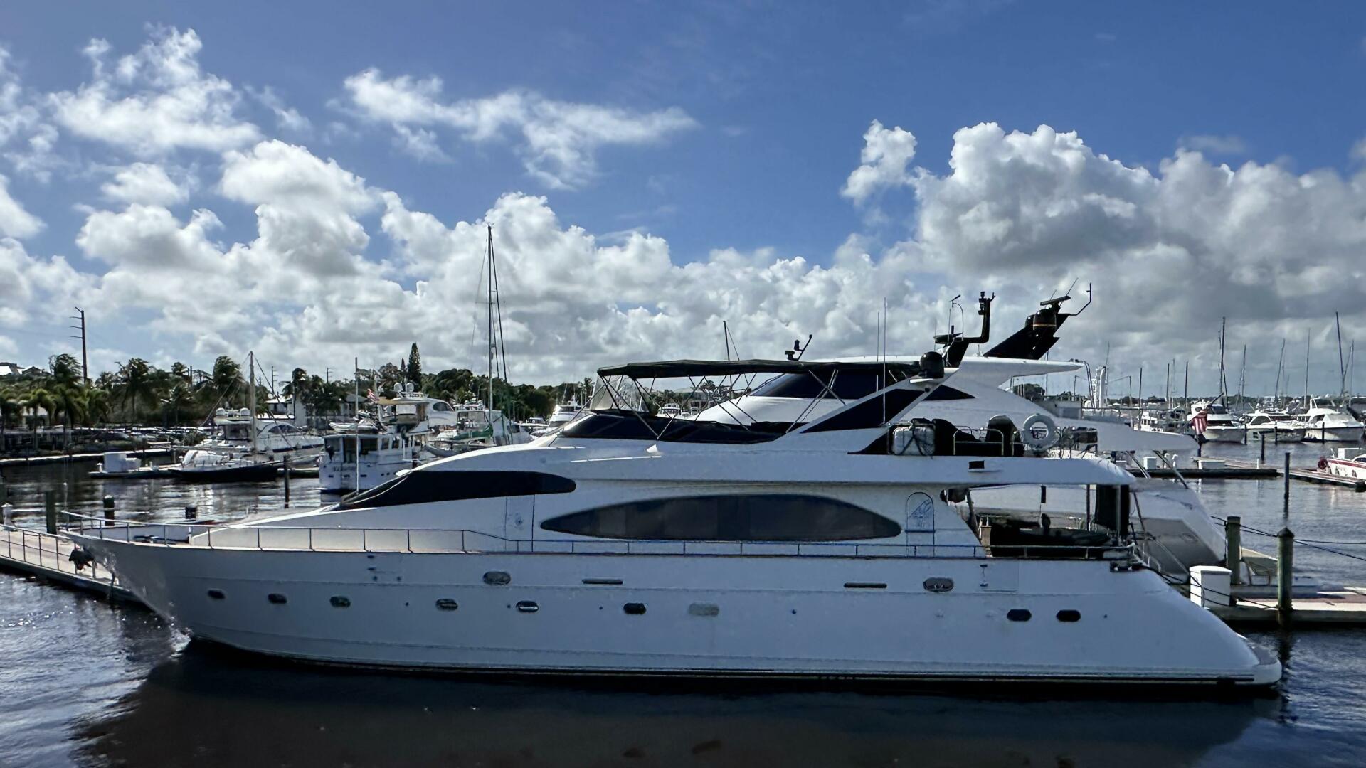 1999 Azimut - Image 19