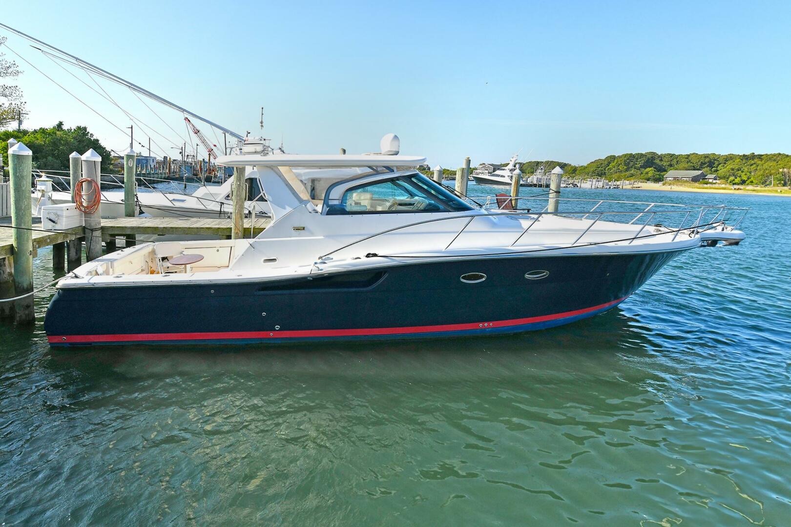 2008 Tiara Yachts 4200 Open - Image 2