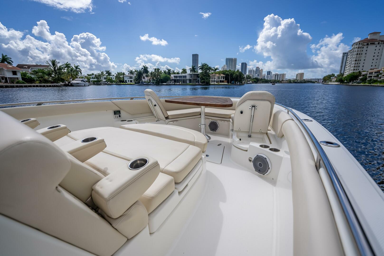 2016 Boston Whaler - Image 75
