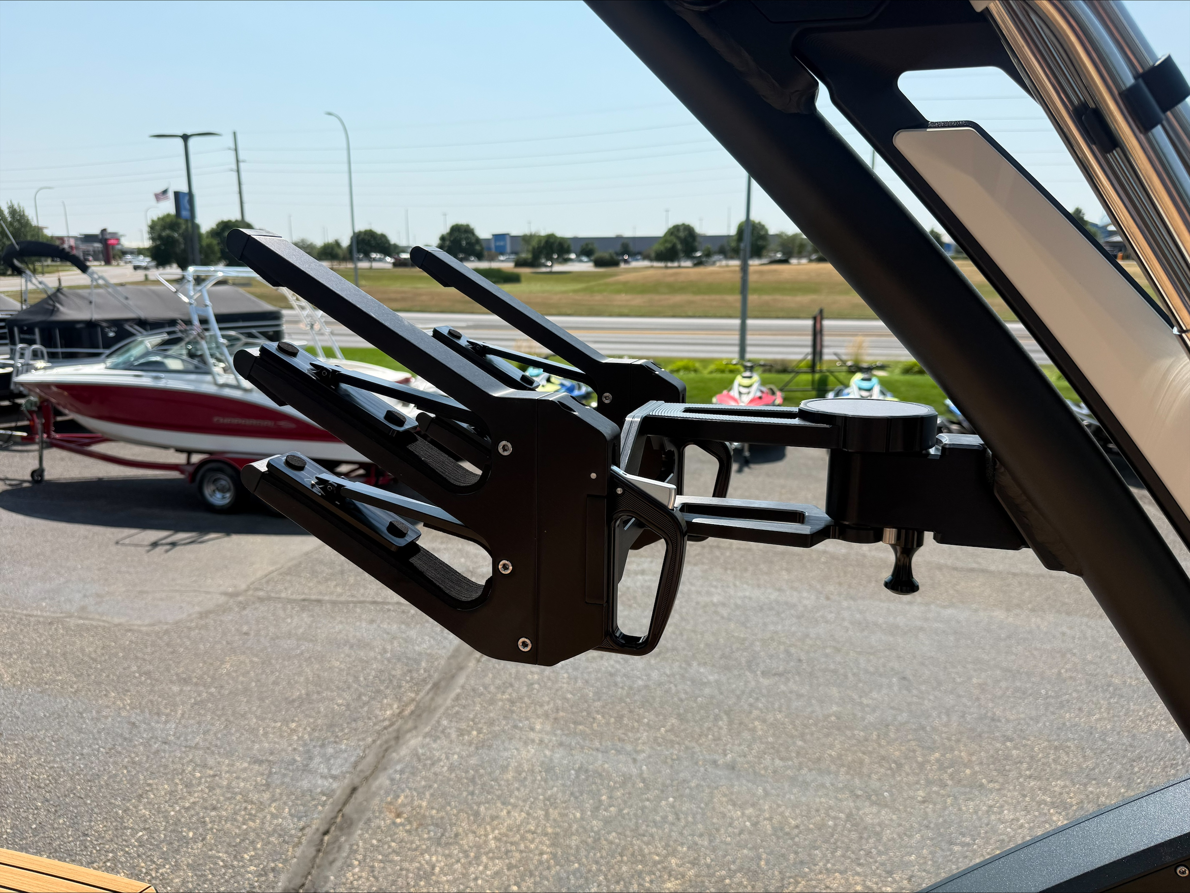 2027 MasterCraft XT24 - Image 19