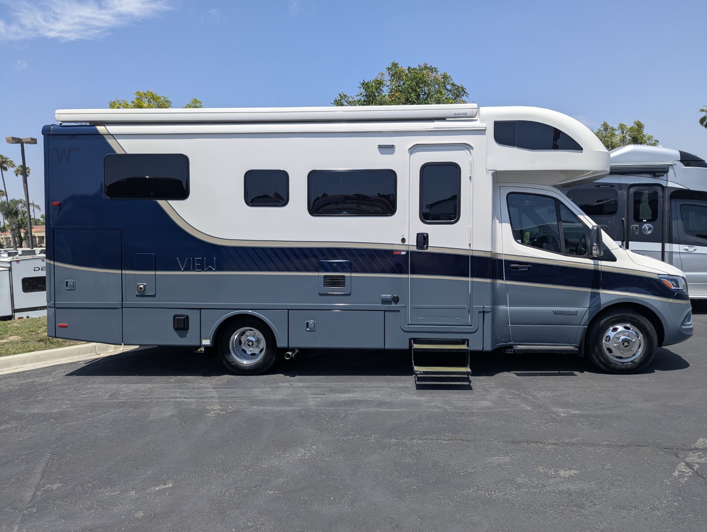 2027 Winnebago View 24R - Image 6