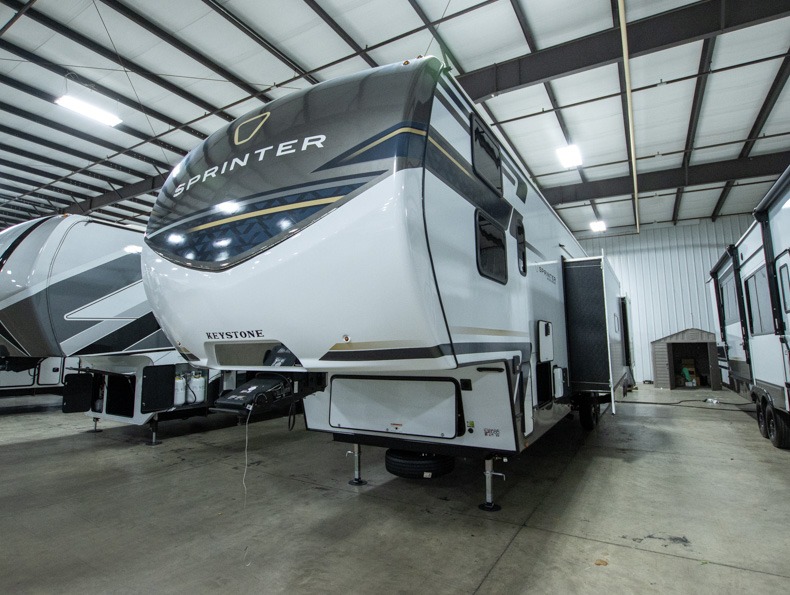 2026 Keystone Sprinter 3980FBS - Image 4
