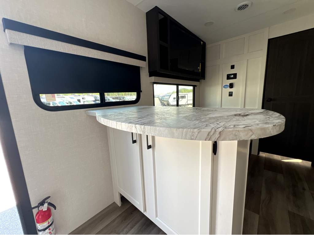 2026 VENTURE RV SPORTTREK 271VRB - Image 20