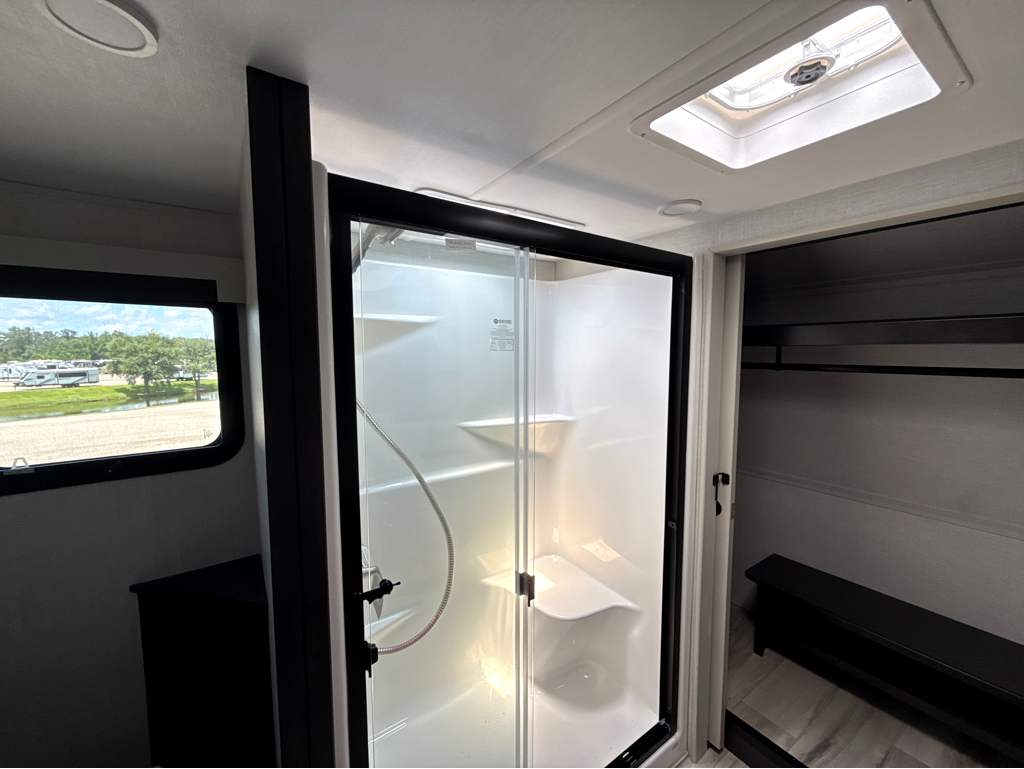 2026 Keystone ALPINE 3910RK - Image 25