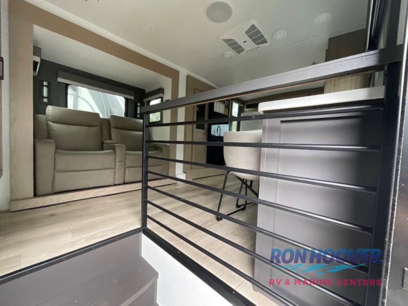 2026 FOREST RIVER ROCKWOOD 290SKF - Image 3