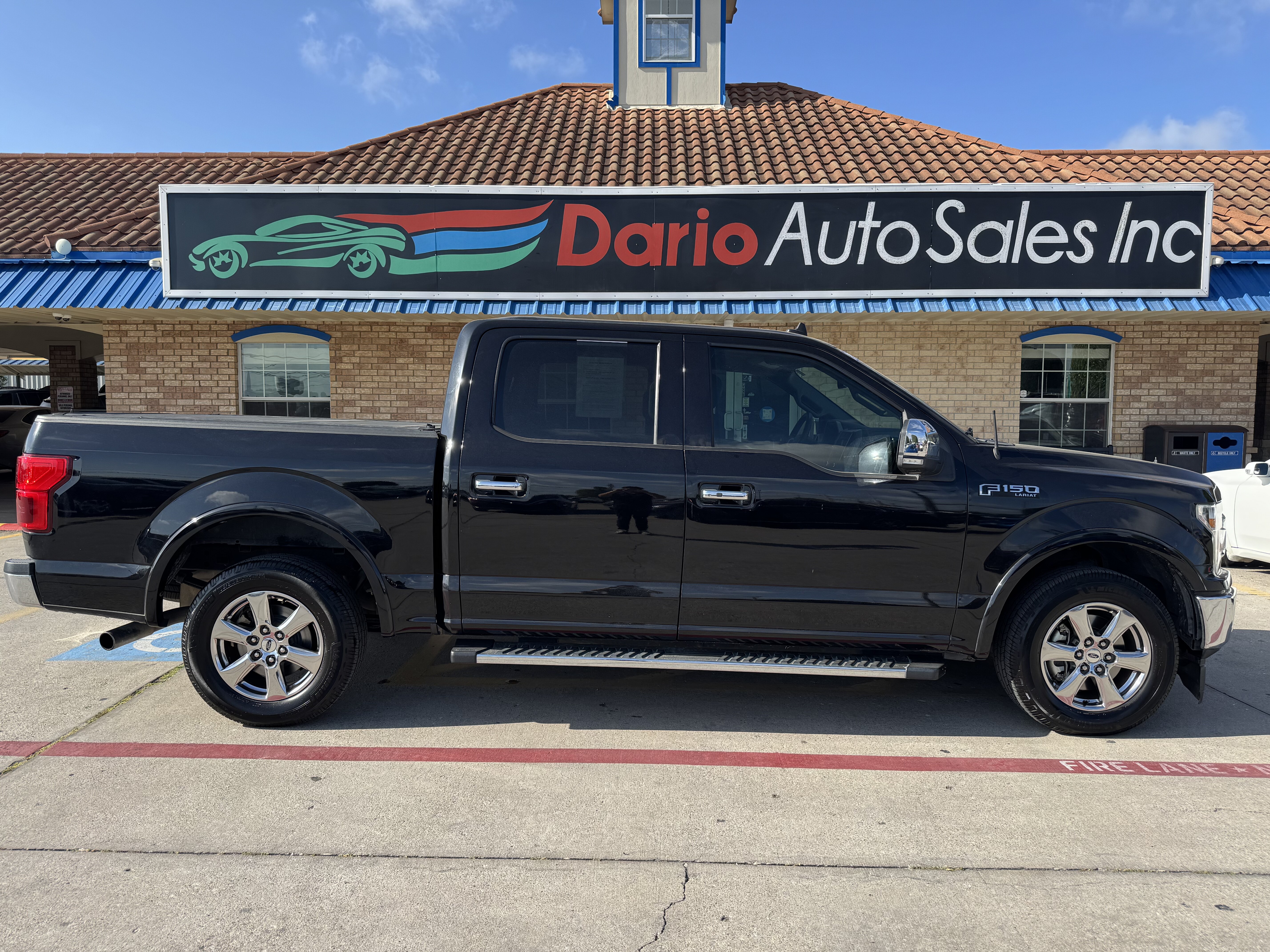 2019 Ford F150 Crew Cab XLT 4WD - Image 2