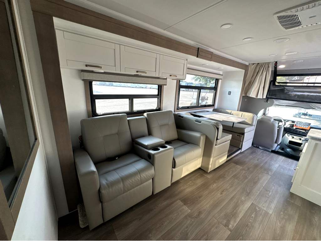2027 JAYCO GREYHAWK 30Z - Image 15