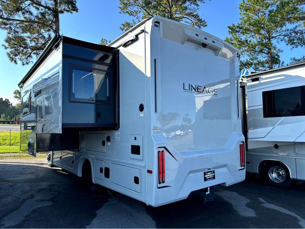 2027 Grand Design Lineage Series M 25FW - Image 4