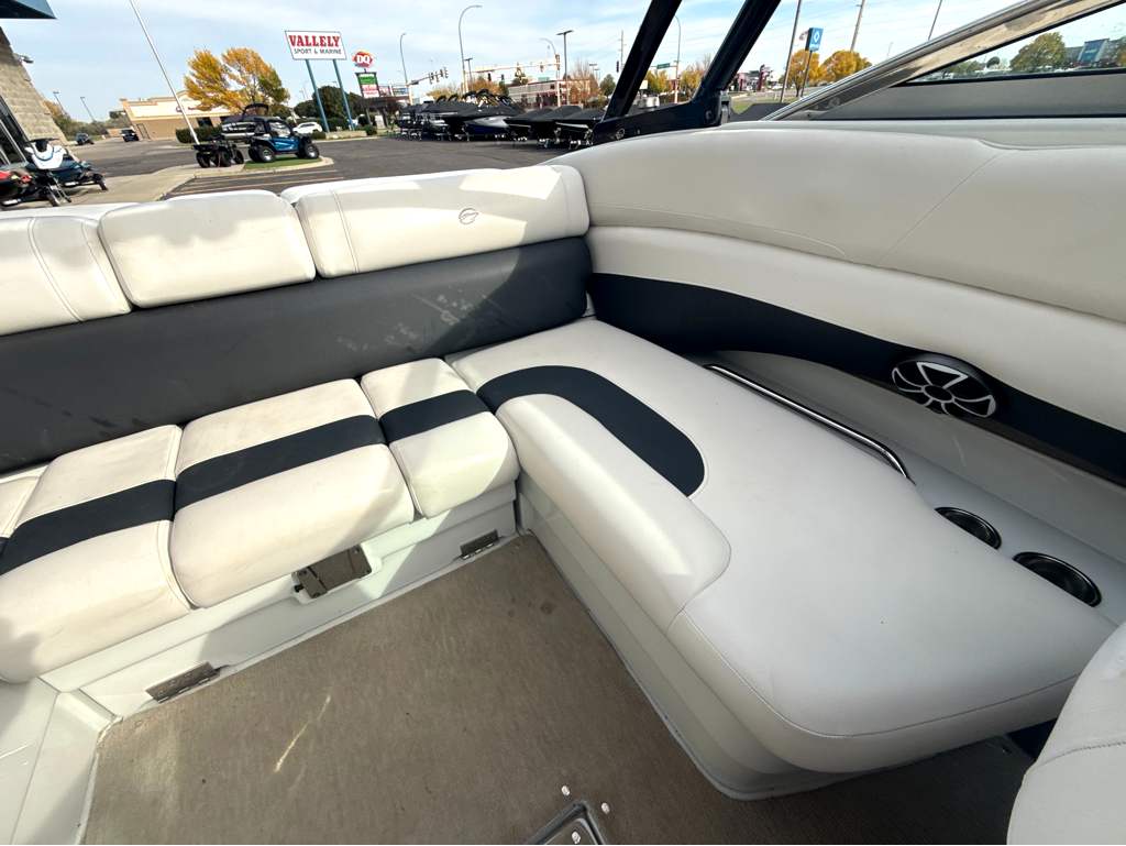 2015 Crownline 235SS - Image 13