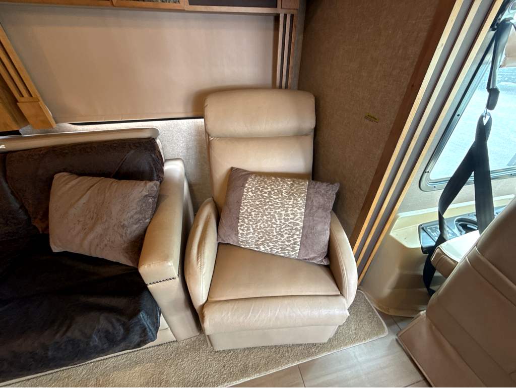 2018 TIFFIN ALLEGRO RED 33AA - Image 34