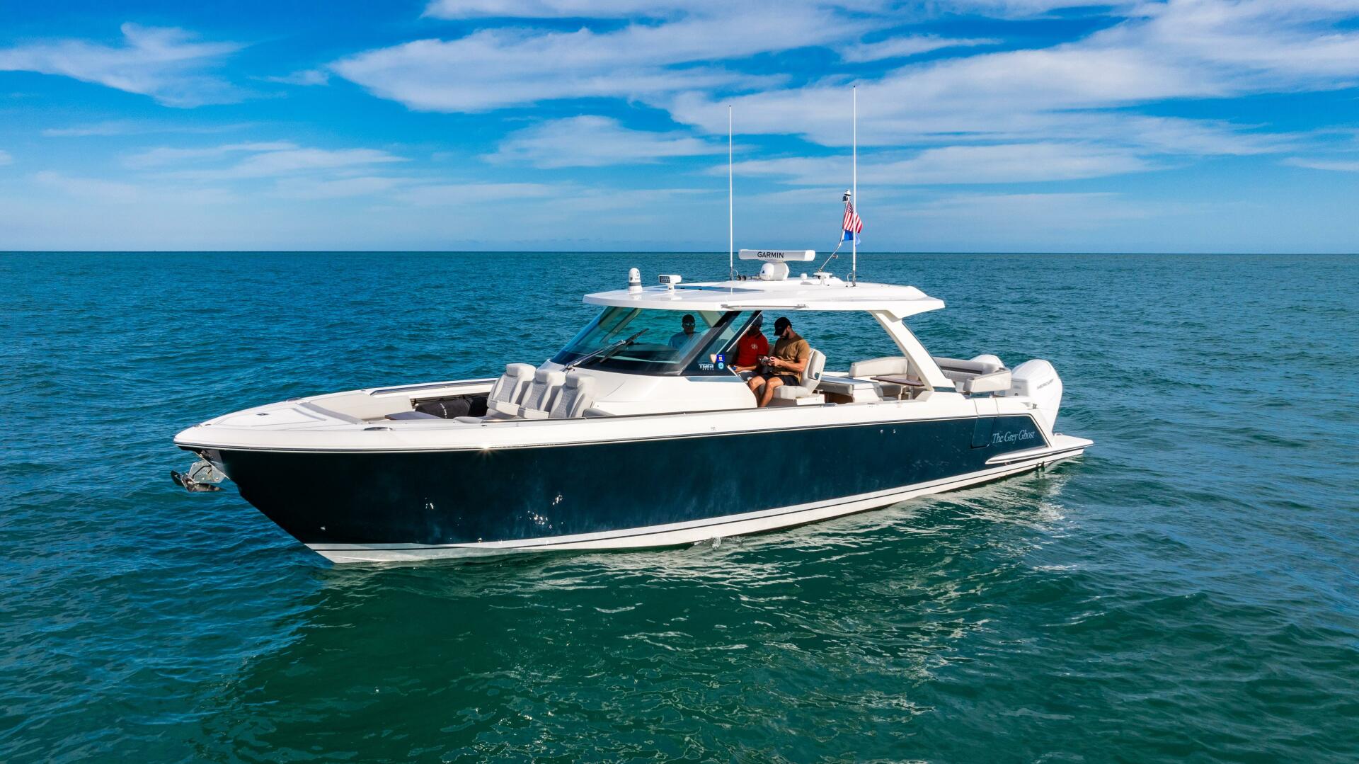 2022 Tiara Yachts 43 LS - Image 4