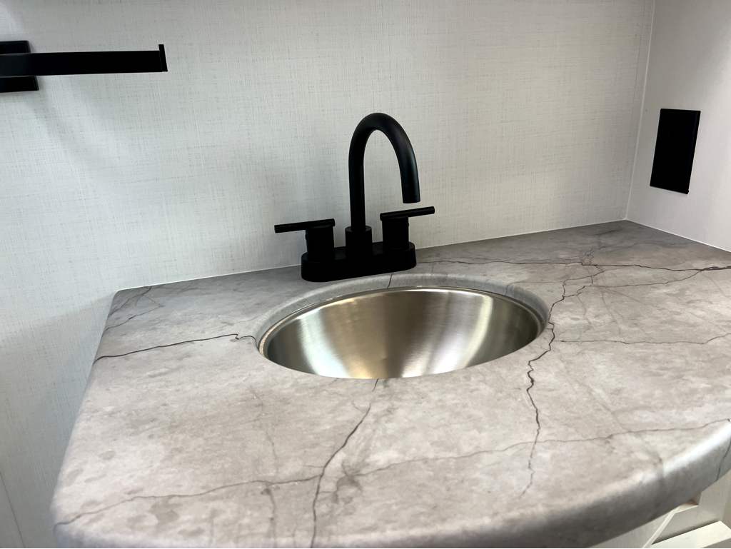 2027 JAYCO PRECEPT 36C - Image 26