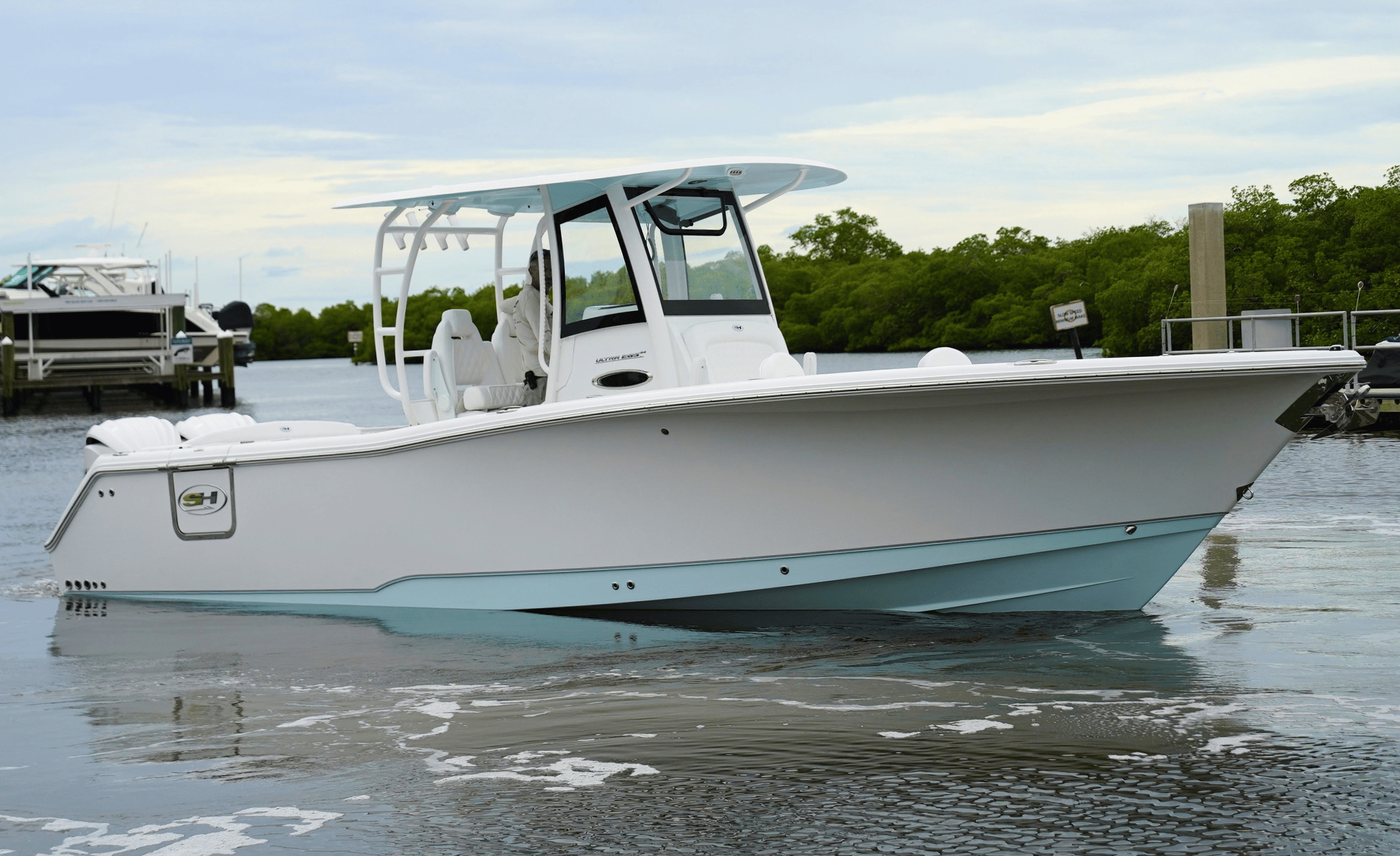 2027 SEA HUNT ULTRA 285SE - Image 1