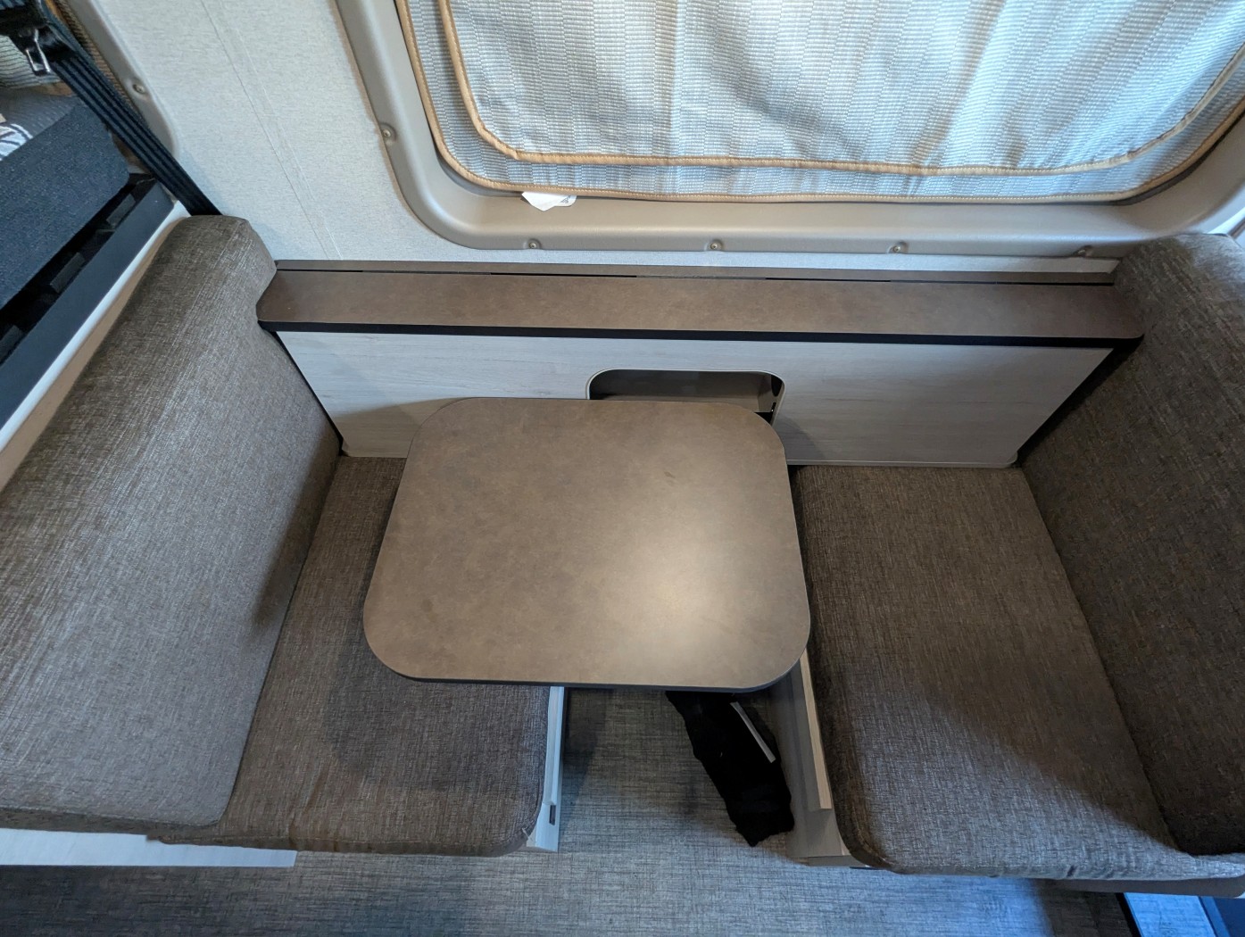 2027 Winnebago Solis Pocket 36A - Image 19