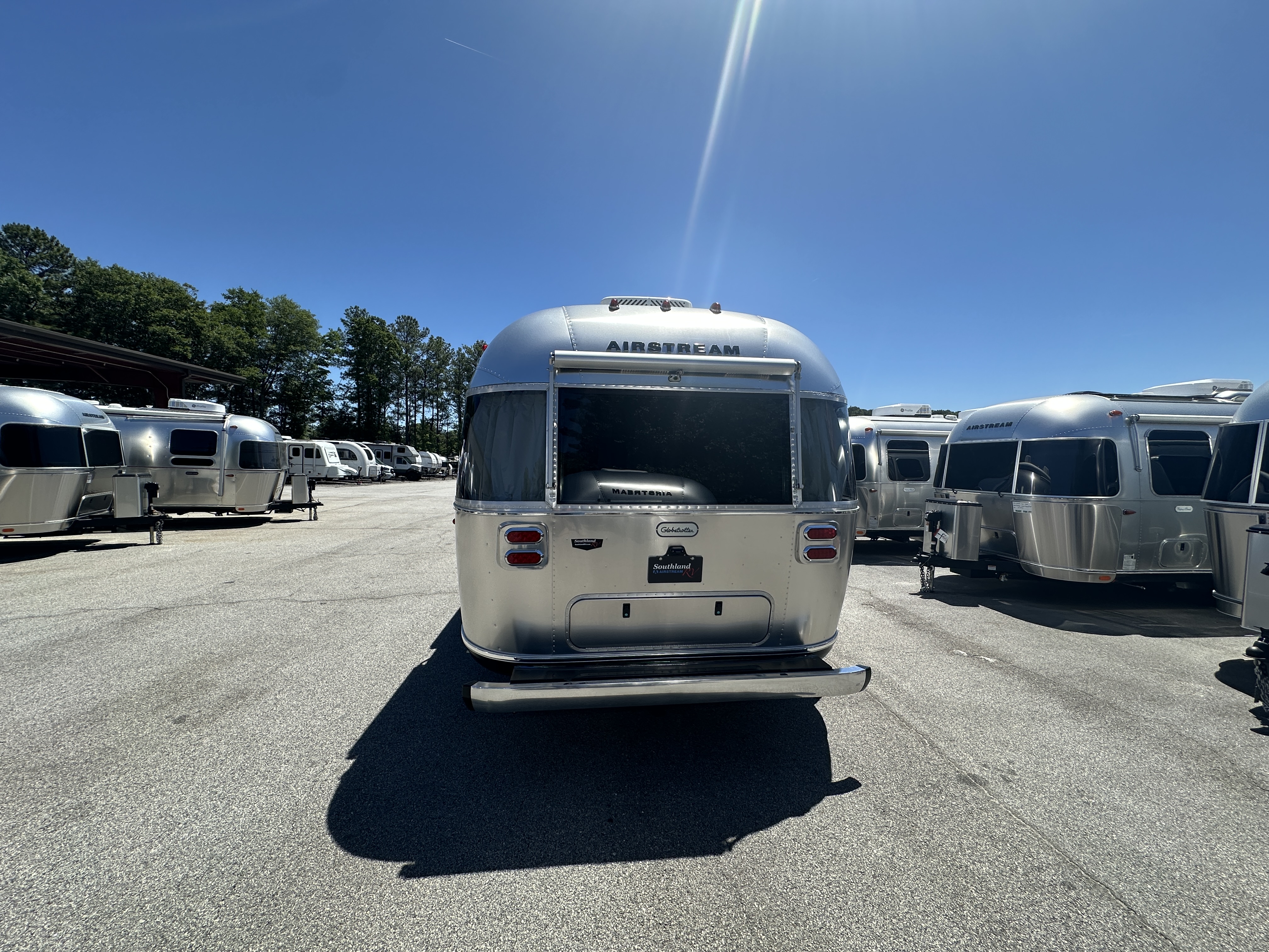 2026 Airstream Globetrotter 30RB - Image 4