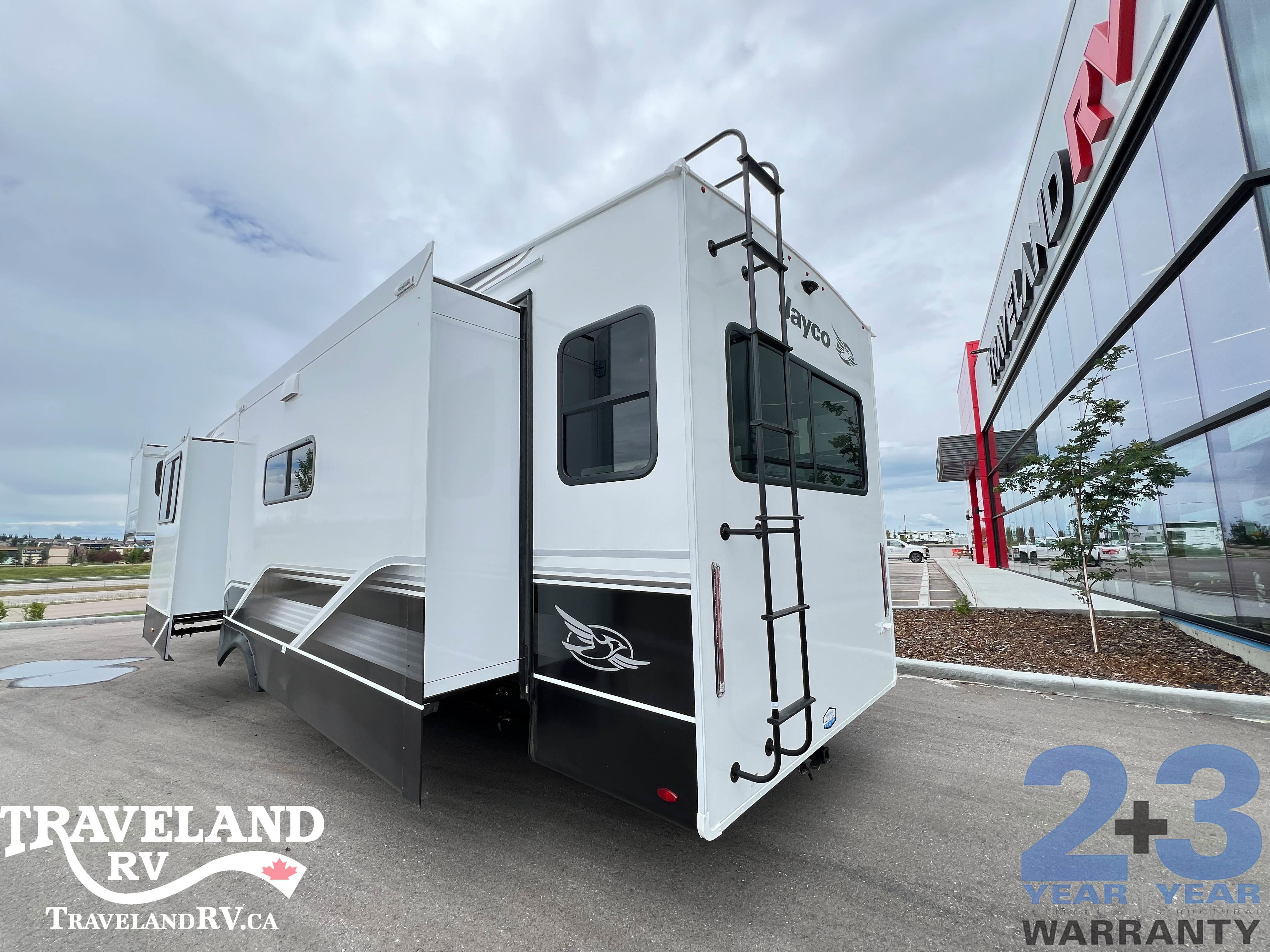 2026 Jayco Eagle 355MBQS - Image 3
