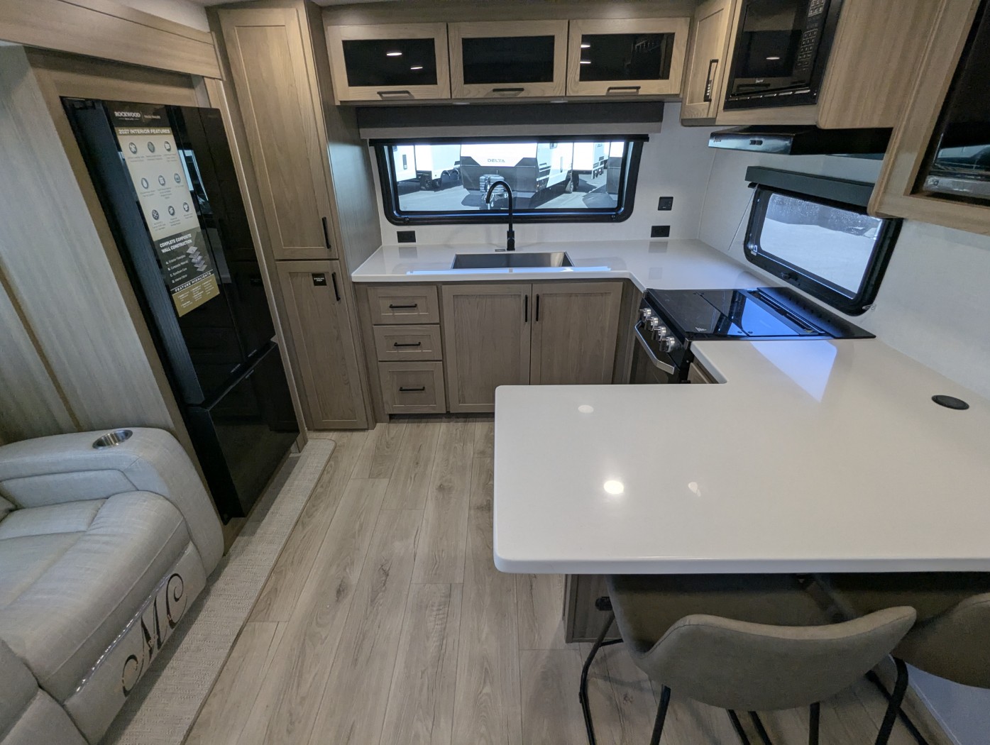 2027 Forest River Rockwood Mini Lite 2523MBR - Image 11