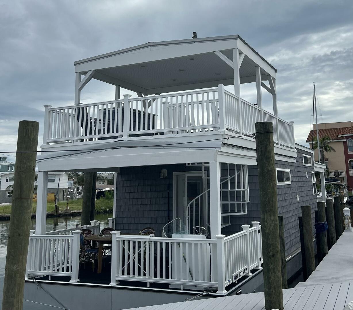 2019 Harbor Home Cozy Cottage 52' x 16' Tiny Boat - Image 3