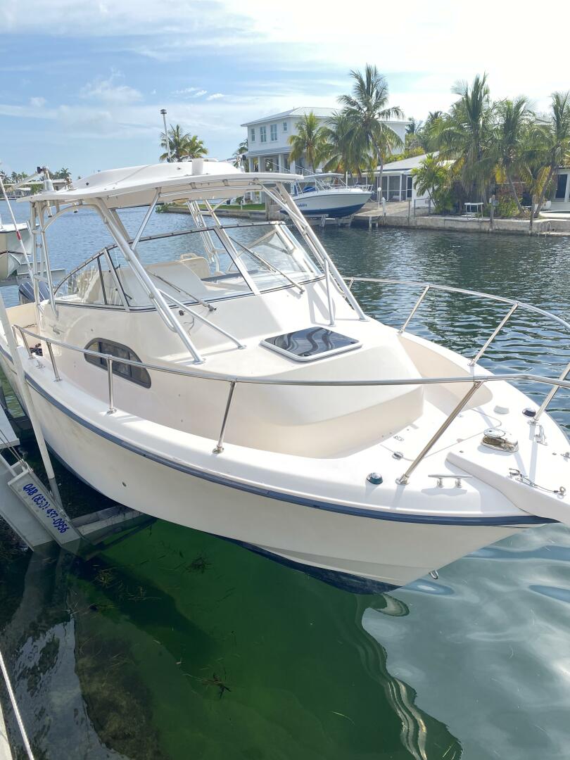 2005 Grady-White Marlin 300 - Image 2