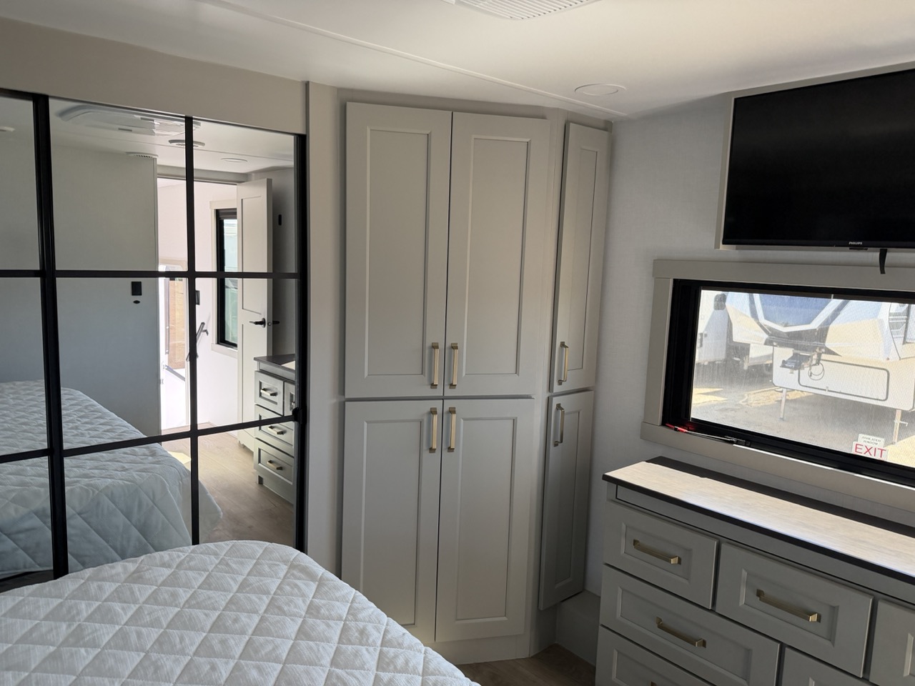 2026 Brinkley RV Model G 4100 - Image 23