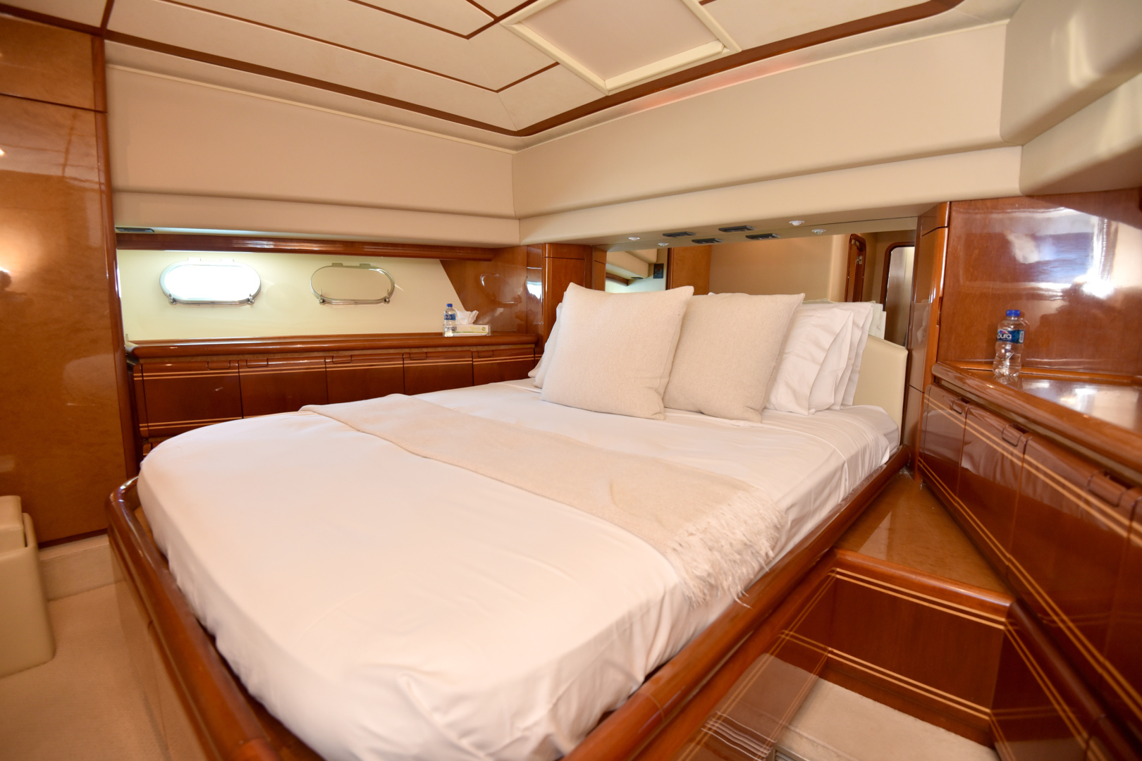 1997 Ferretti Yachts Ferretti 780 Base - Image 21