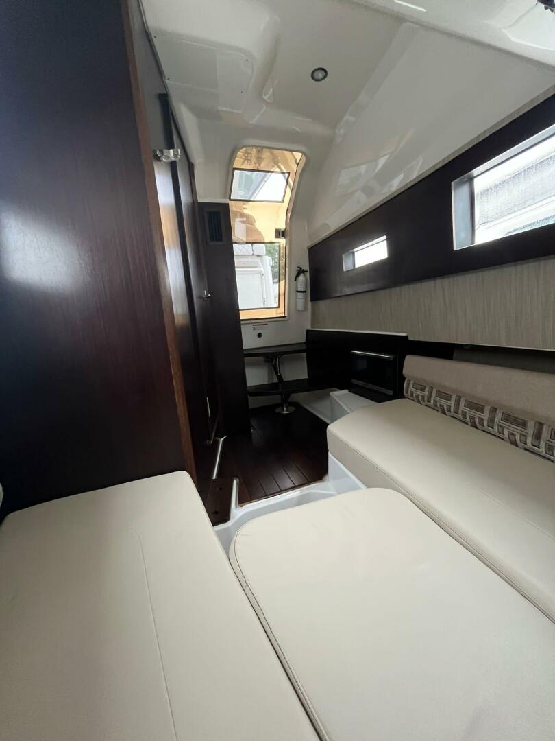 2021 Pursuit S378 - Image 22