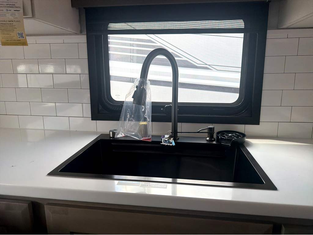 2027 JAYCO PINNACLE 38FBRK - Image 25