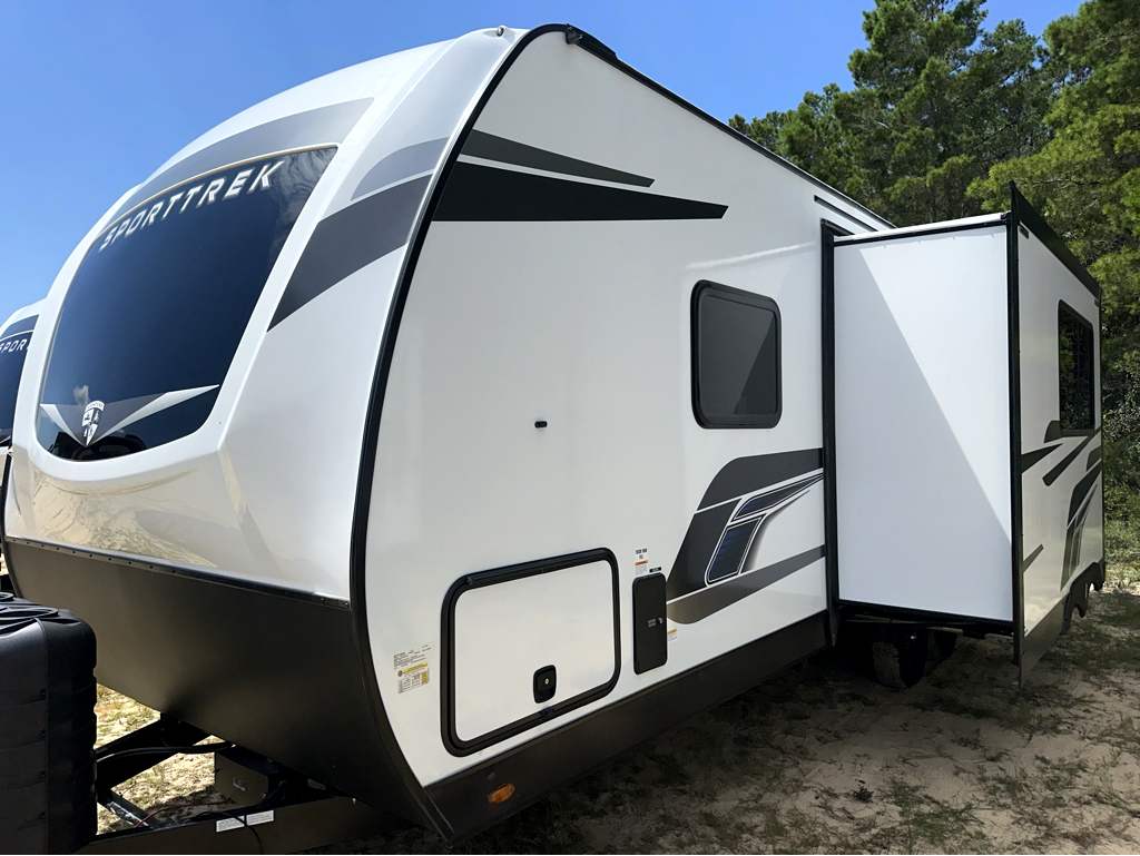 2026 VENTURE RV SPORTTREK 261VBH - Image 2