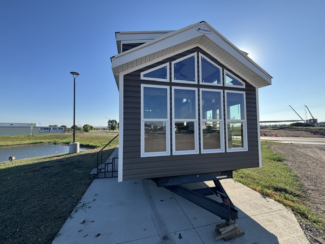 2026 Kropf Island 6128 - Image 5