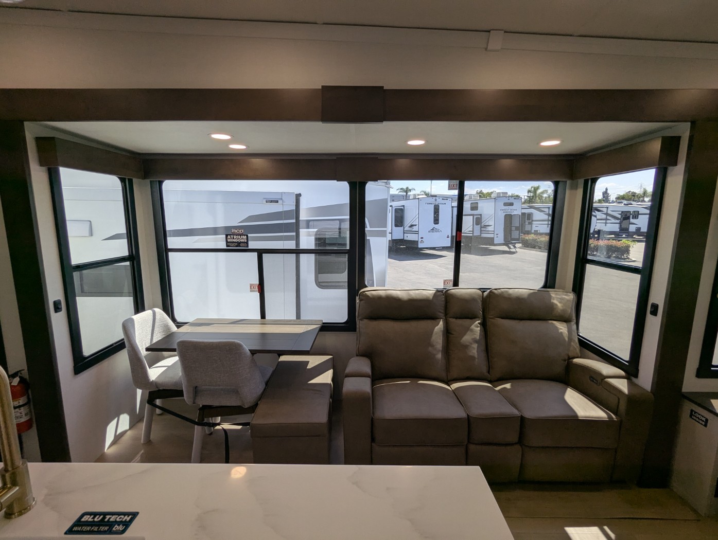 2027 Alliance RV Paradigm 310RL - Image 20