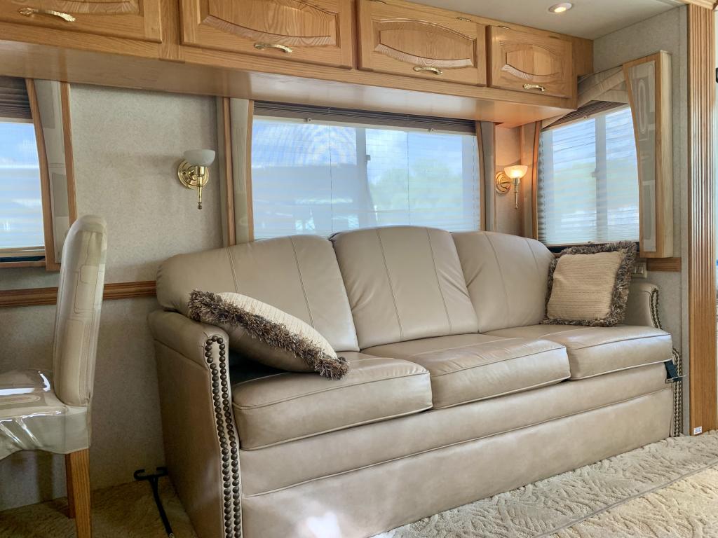 2005 MOUNTAIN AIRE 3778-WORKHORSE - Image 21