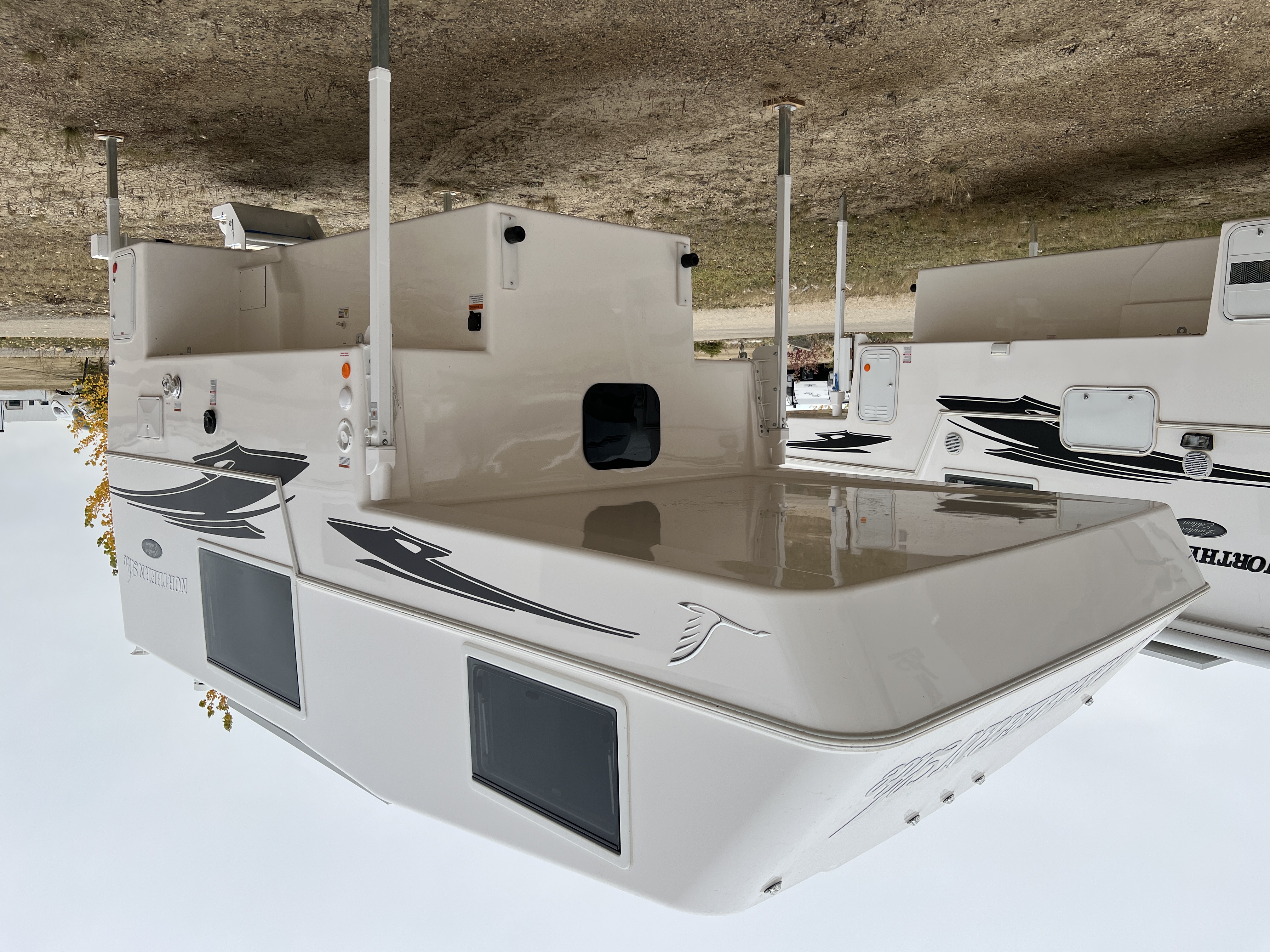 2027 NORTHERN LITE LIMITED EDITION 8-11 EX DRY BATH - Image 5