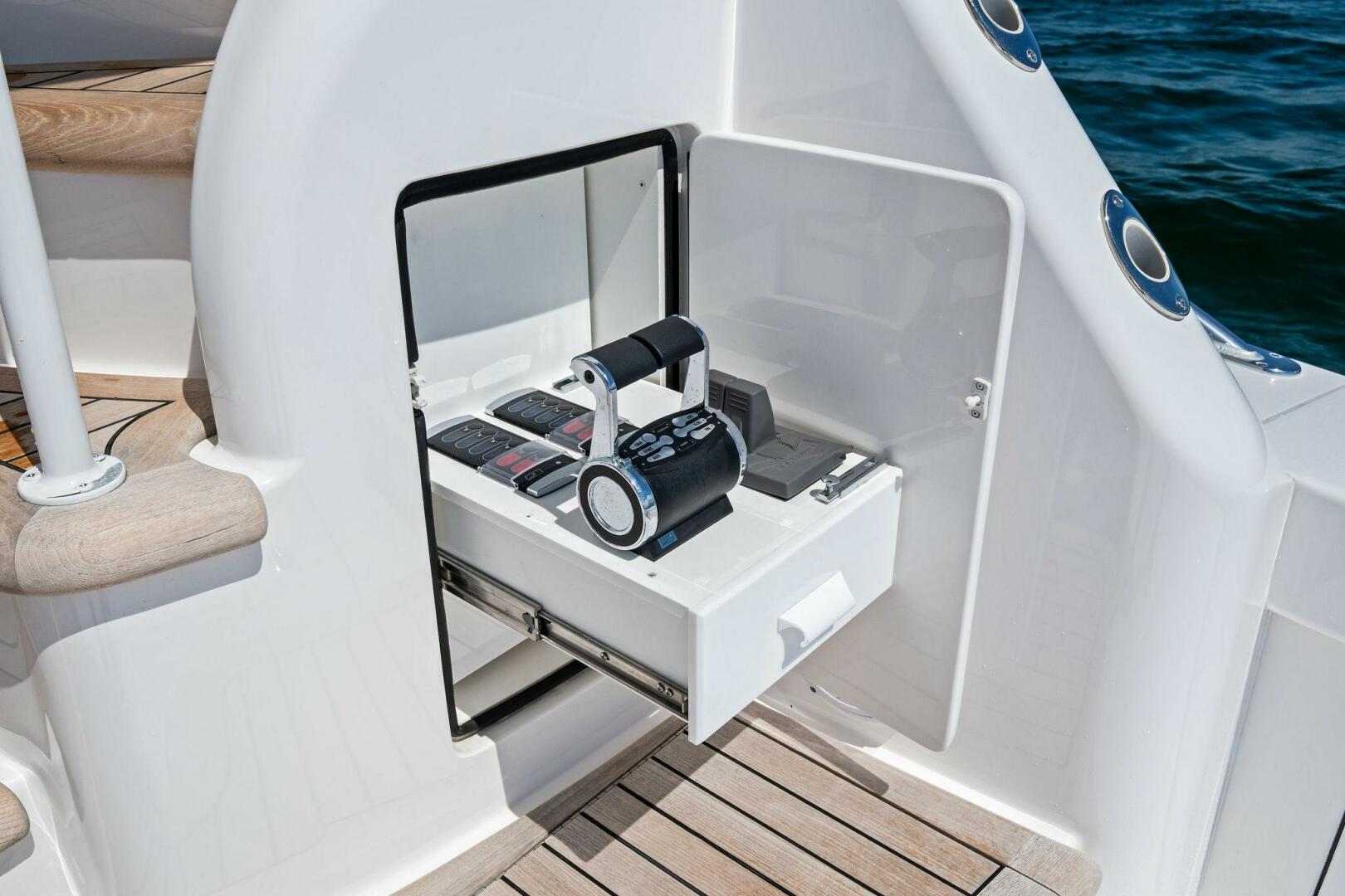 2025 Viking 58 Convertible - Image 47