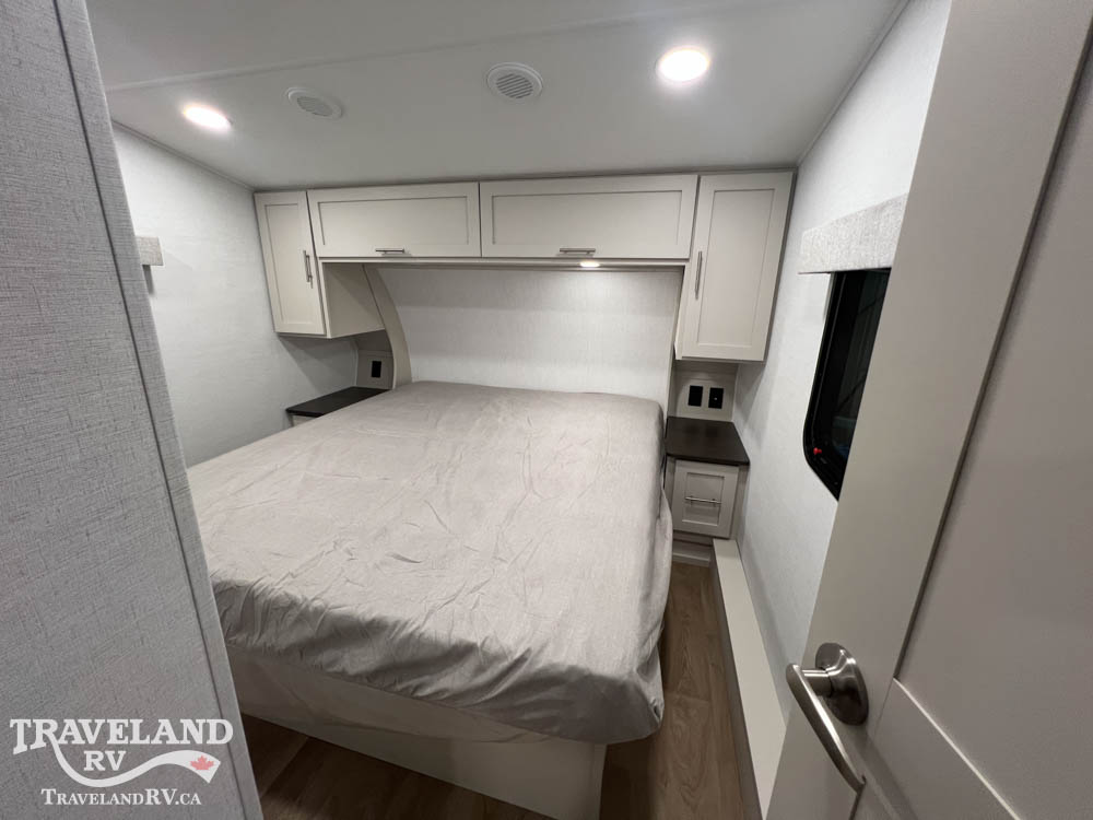 2027 Alliance RV Avenue 29RL - Image 17