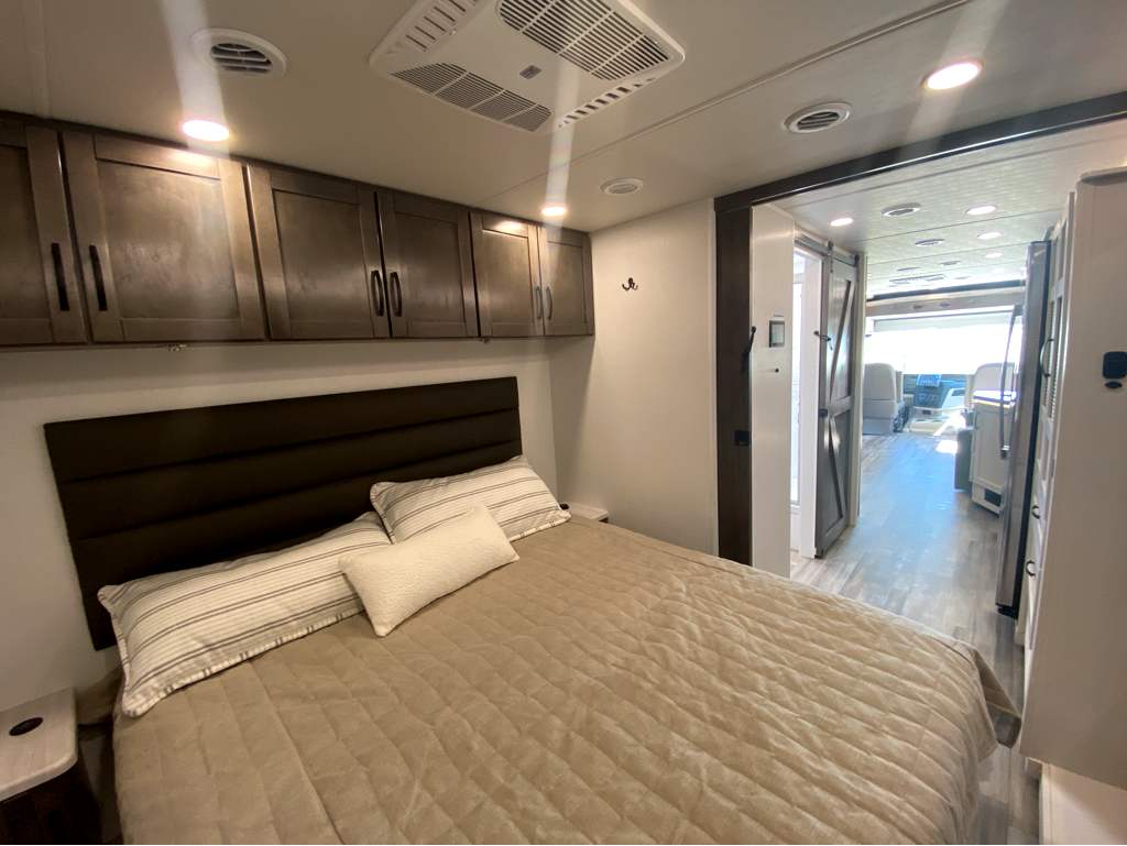 2026 ENTEGRA COACH VISION XL 34G - Image 33