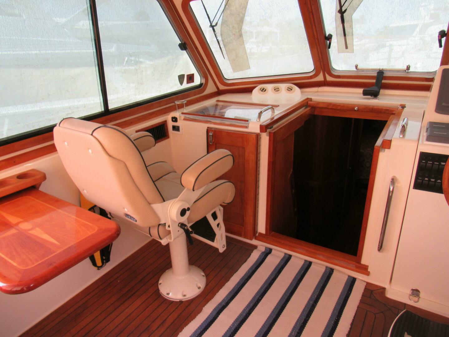 2008 Sabre 42 Express Hardback Base - Image 6
