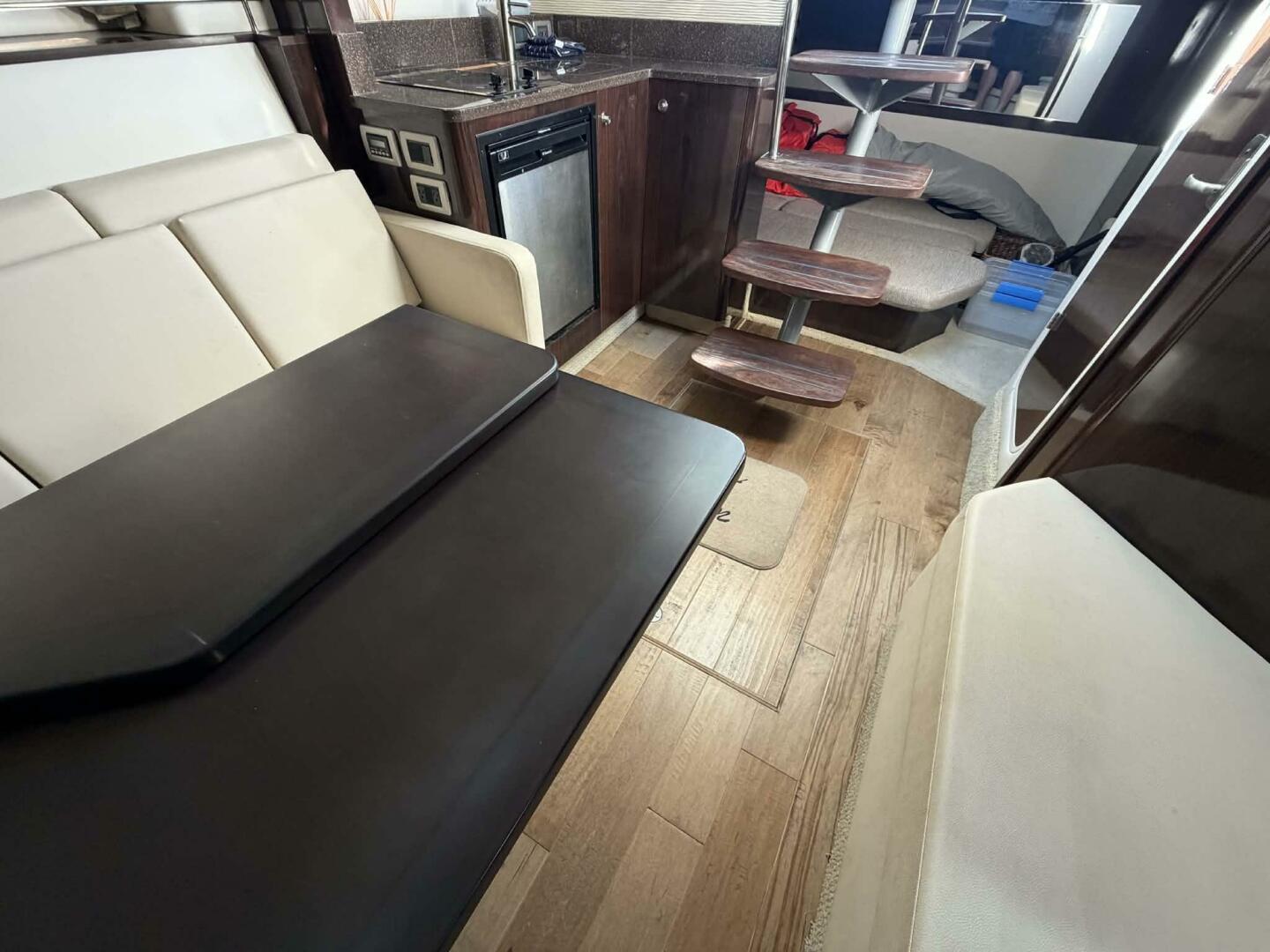 2016 Sea Ray 350 Sundancer - Image 42