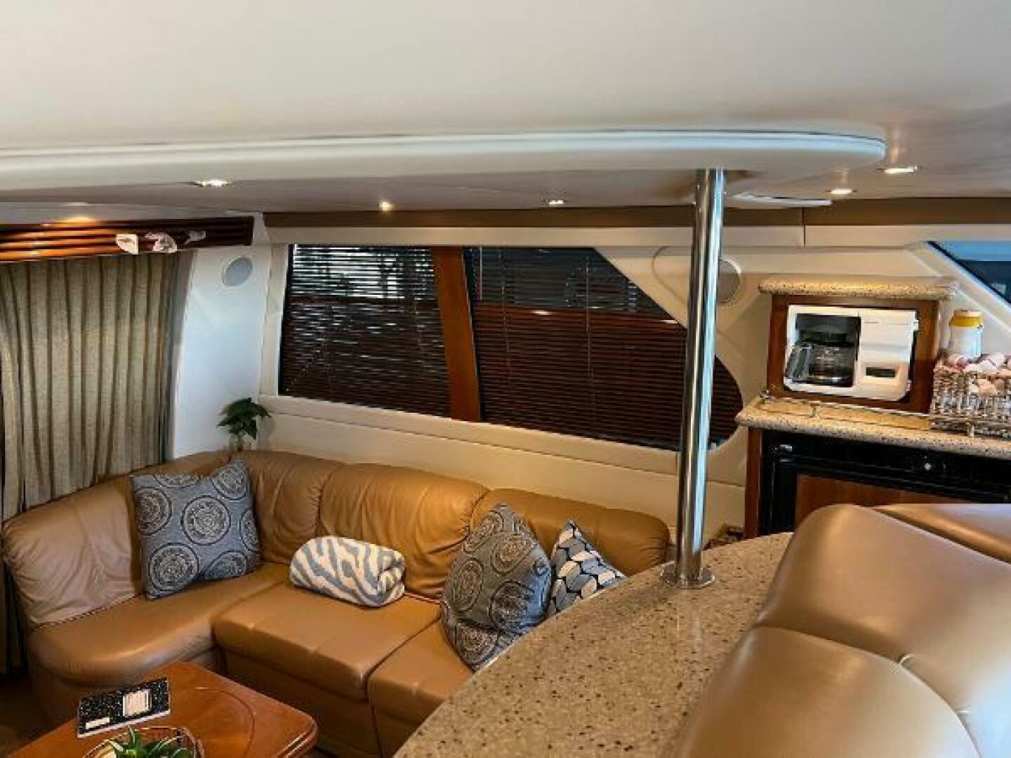 2001 Carver 450 Voyager Pilothouse - Image 81