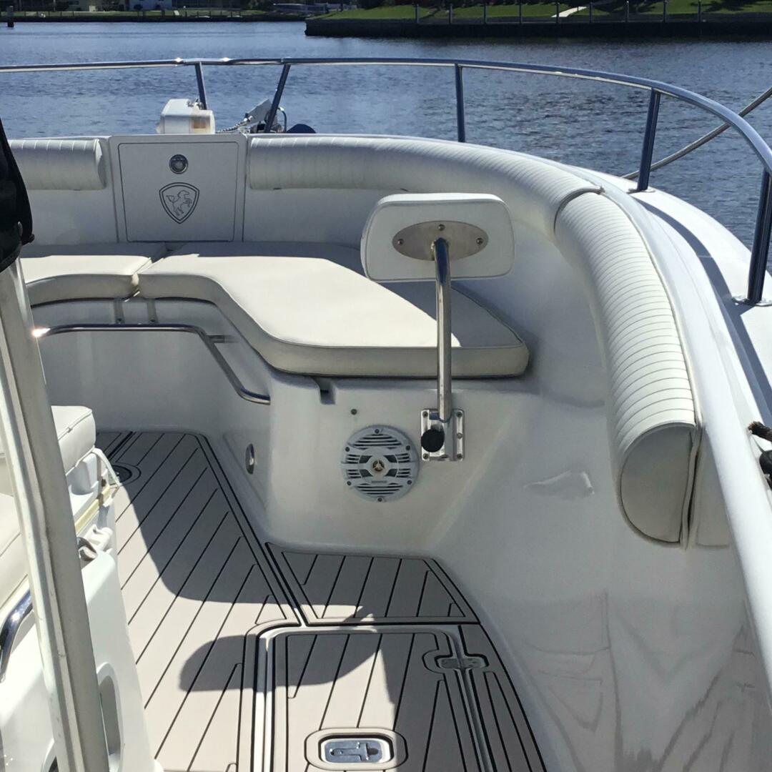 2004 Century 3200 Center Console - Image 8