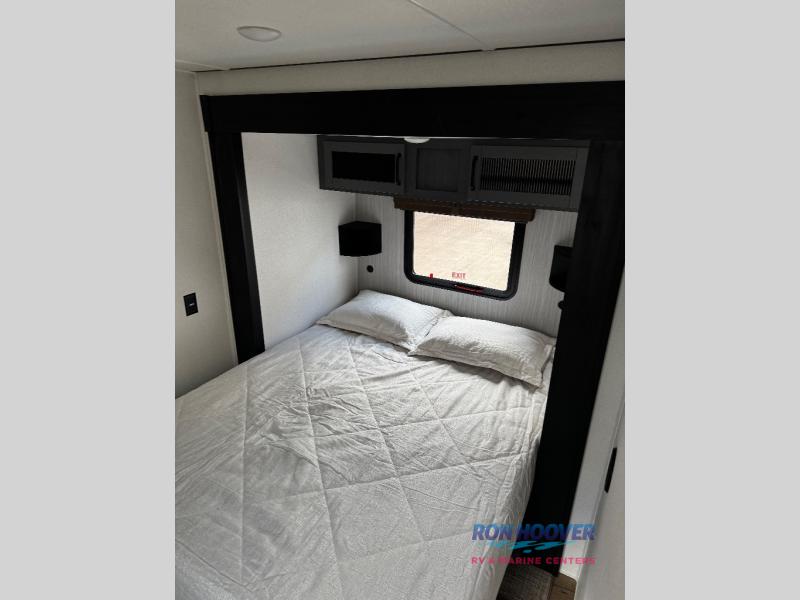 2026 PALOMINO PUMA 421LFT - Image 12