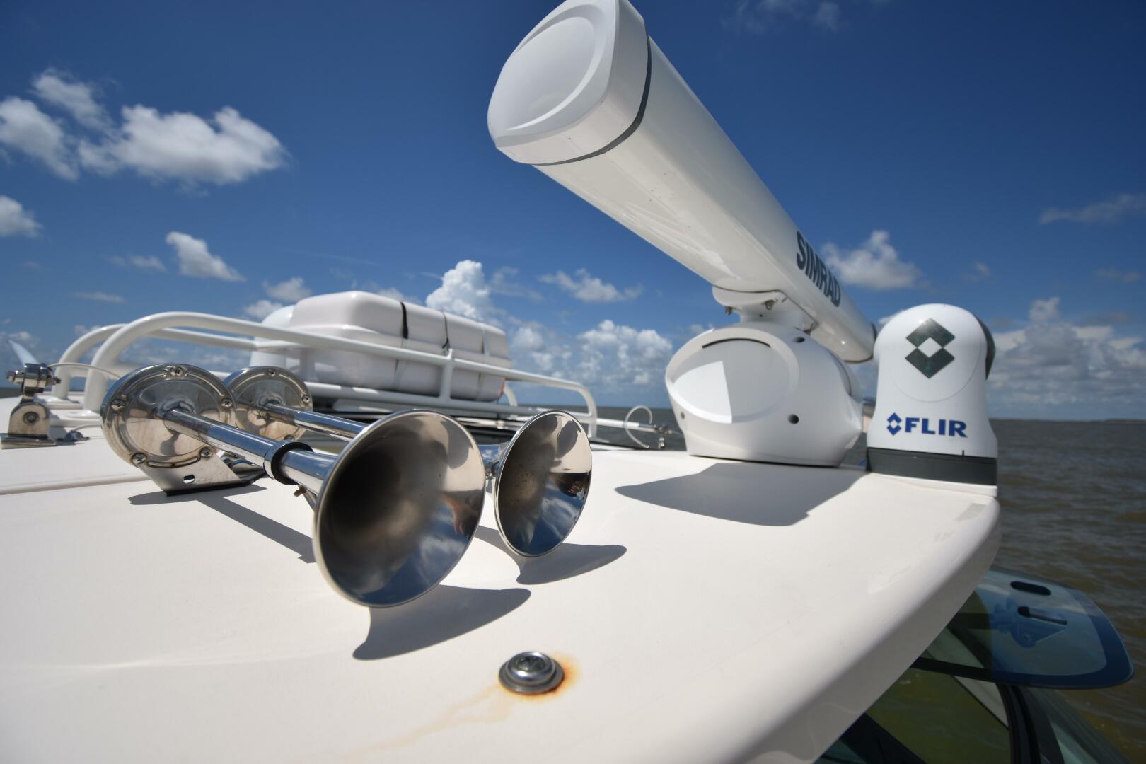 2016 Grady-White 330 Express - Image 44