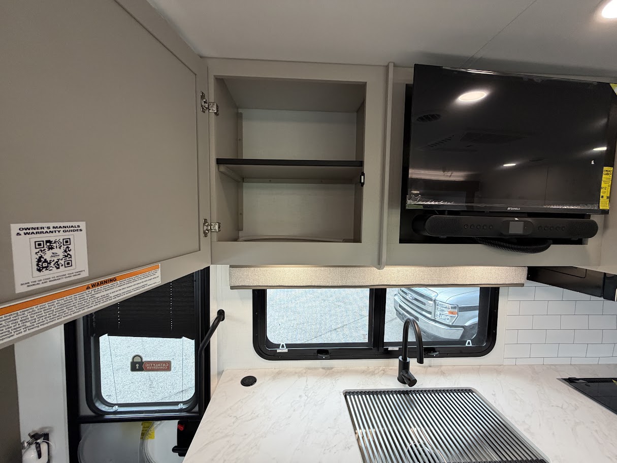 2027 JAYCO GREYHAWK 29MV - Image 22