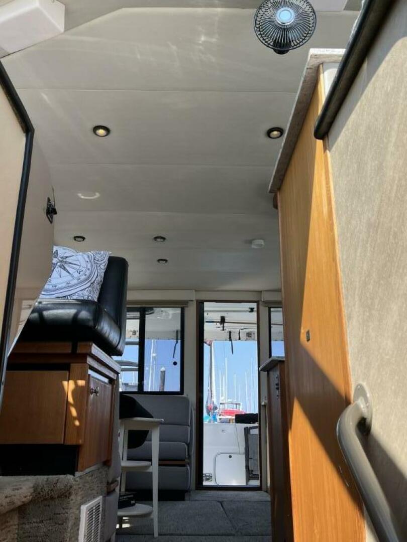 1996 Bayliner 3788 Command Bridge - Image 43