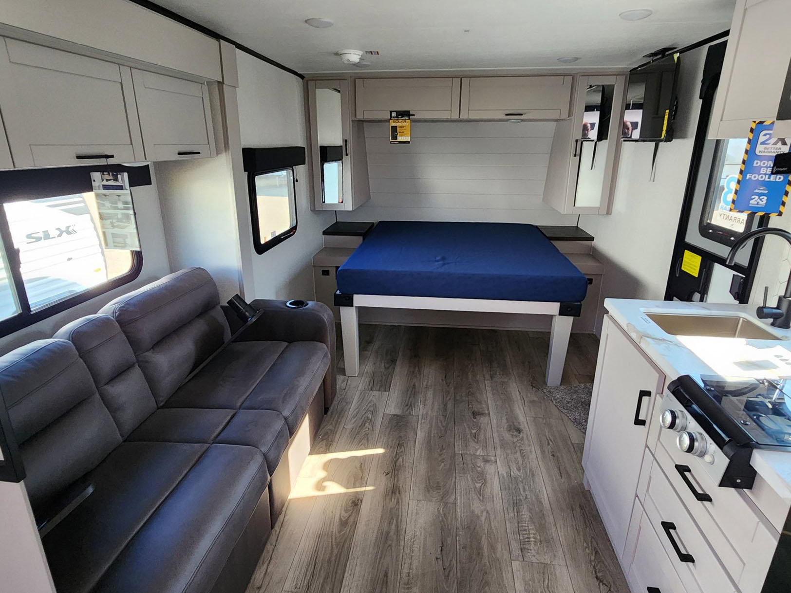 2026 JAYCO JAY FEATHER AIR 18FBS - Image 9