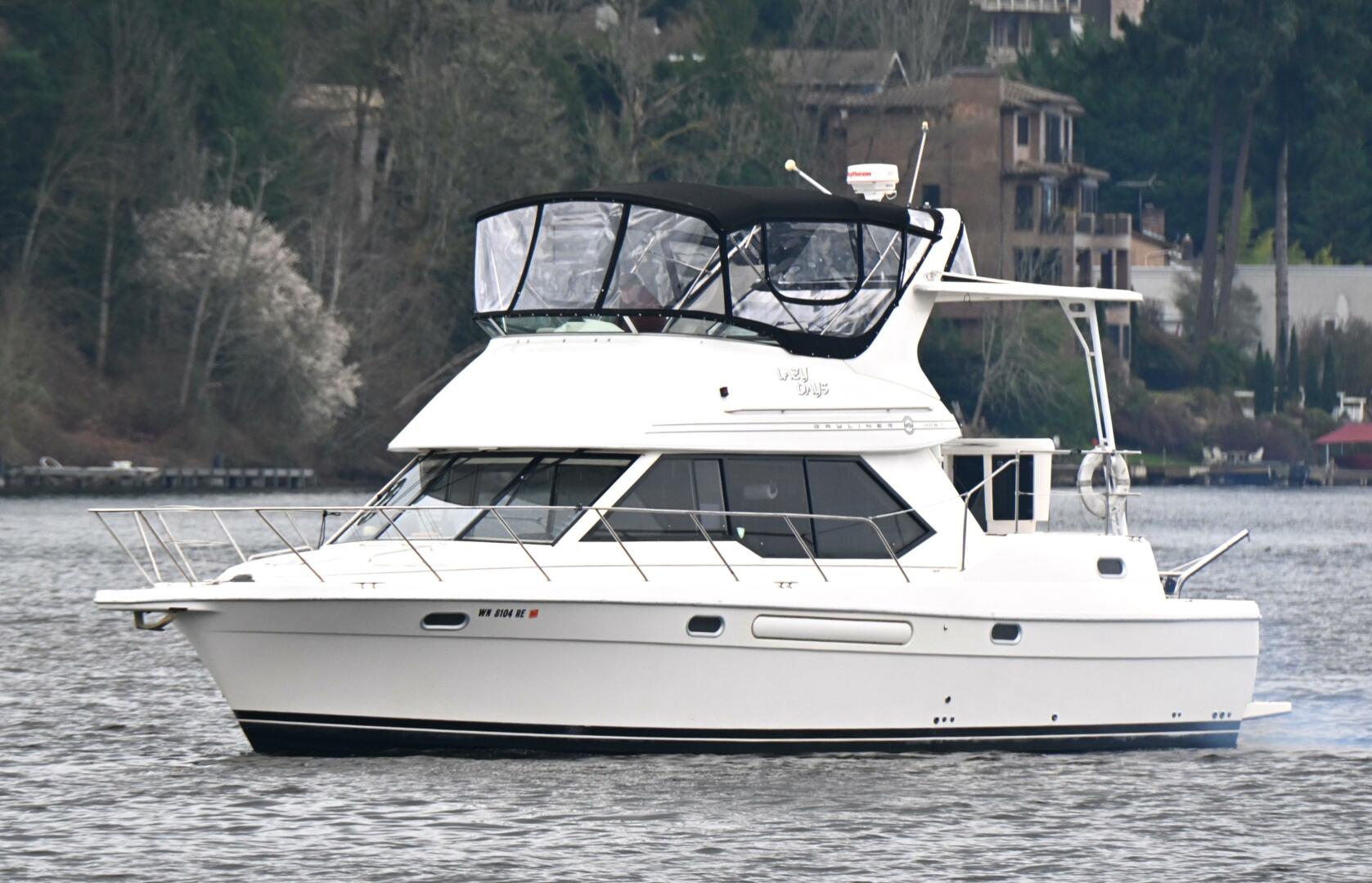 1996 Bayliner 4087 Aft Cabin Motoryacht - Image 5