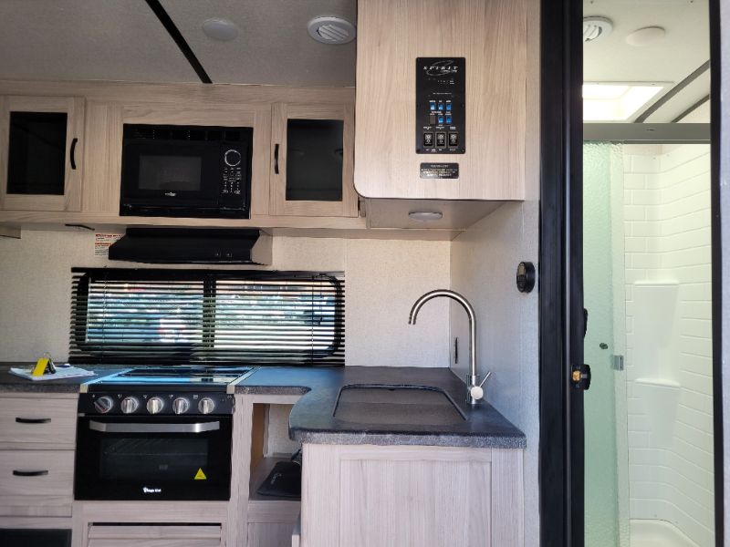 2023 Coachmen Northern Spirit Ultra Lite 2764RE - Image 3