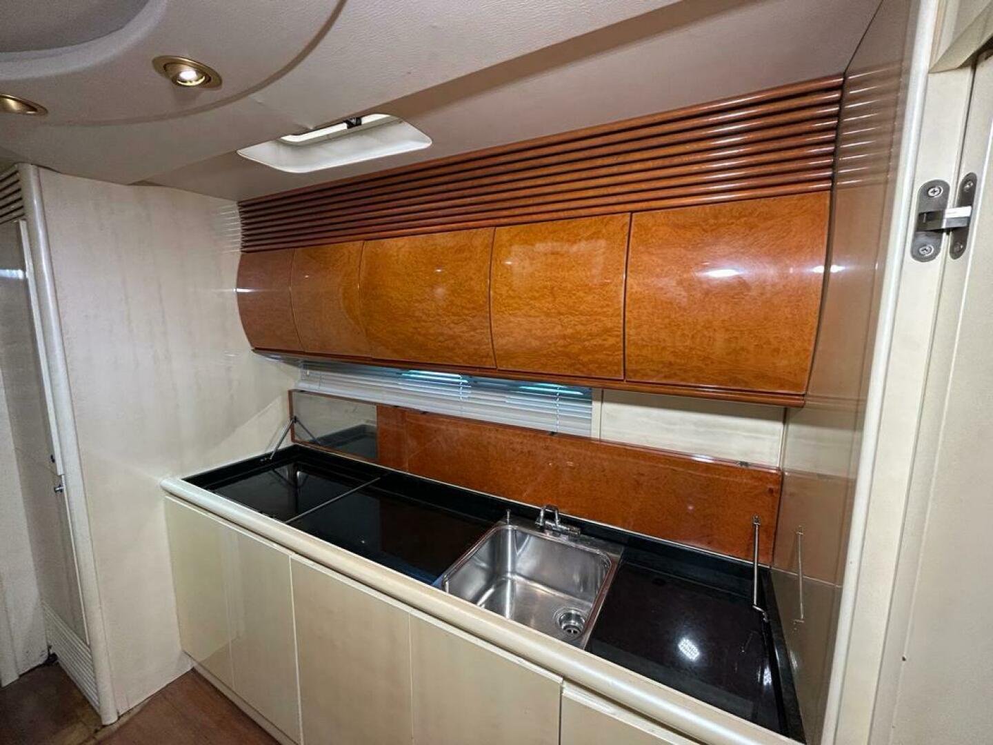 1999 Pershing 54 - Image 21