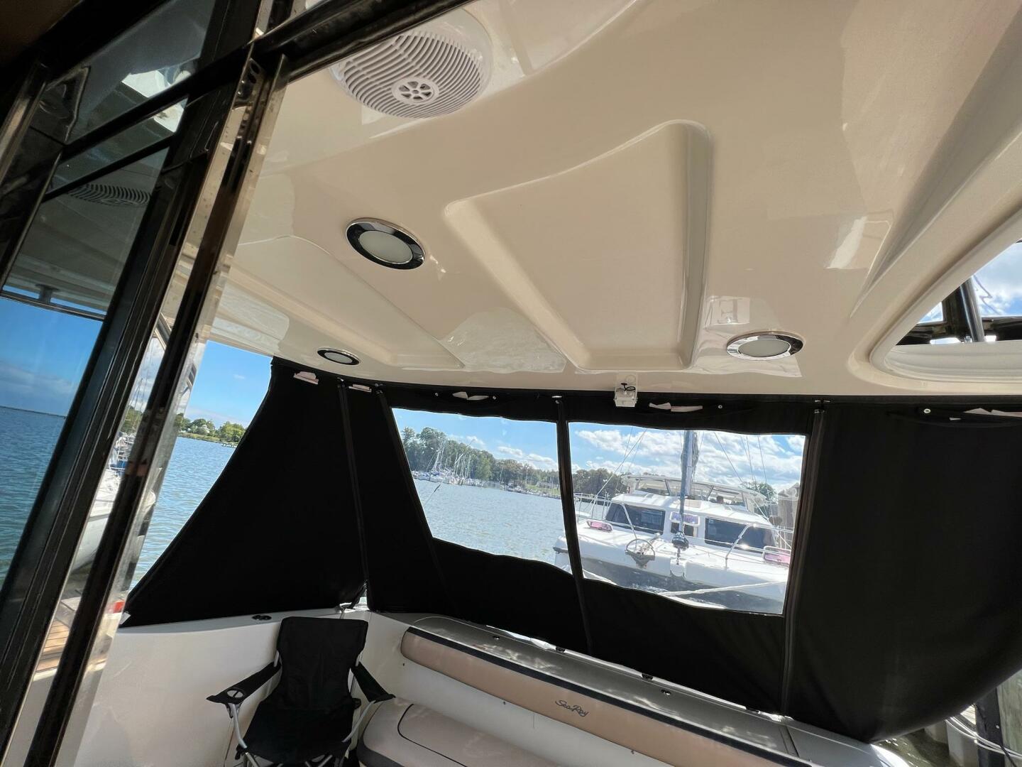 2005 Sea Ray 500 Sedan Bridge - Image 13