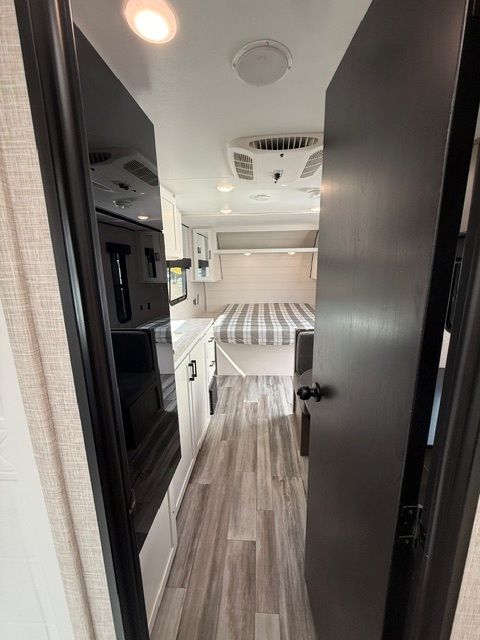 2025 Jayco Jay Flight SLX 175FQW - Image 9